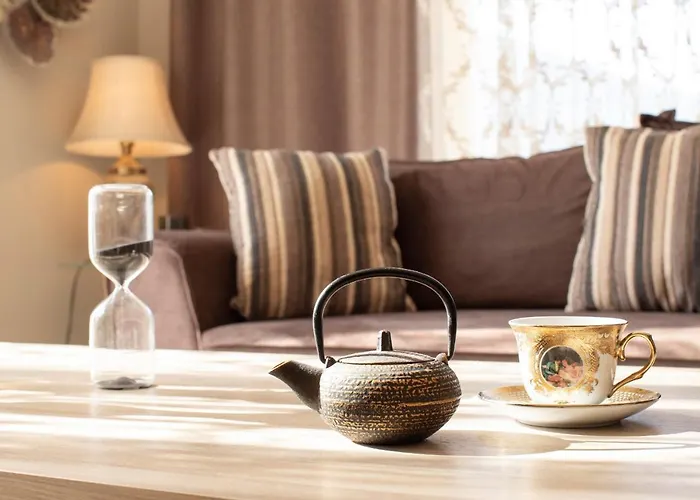 Апартаменты Thea Family 2 *